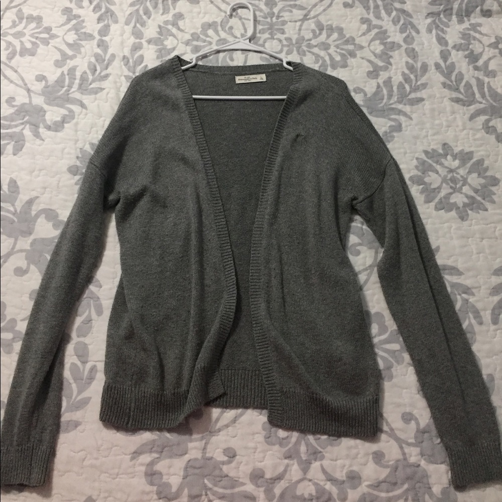 A&F gray sweater
